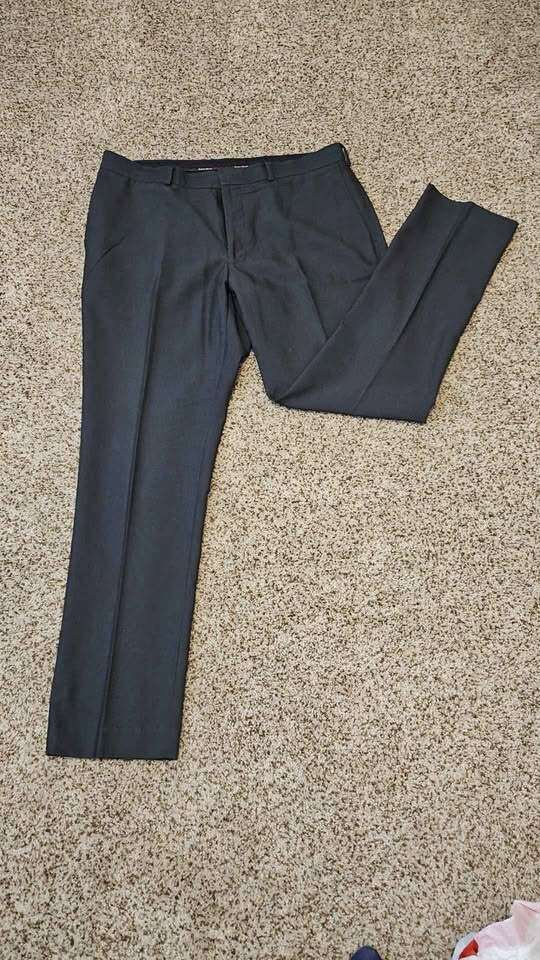 Perry Ellis Men's Dark Gray pants 36x32