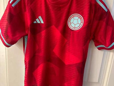 Authentic Colombia Away Soccer Jersey Size Small