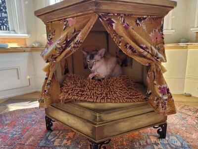 Custom Order Request:Beautiful Siamese Cat Bed, Cat House, Pet Crate, Cat Lover Gift, End Table, Vintage 70s Hexagon Unique