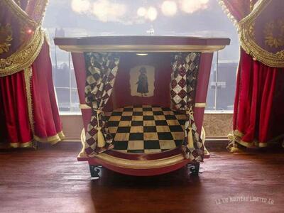 Can-Can Cat House Vintage 70s Solid Wood End Table