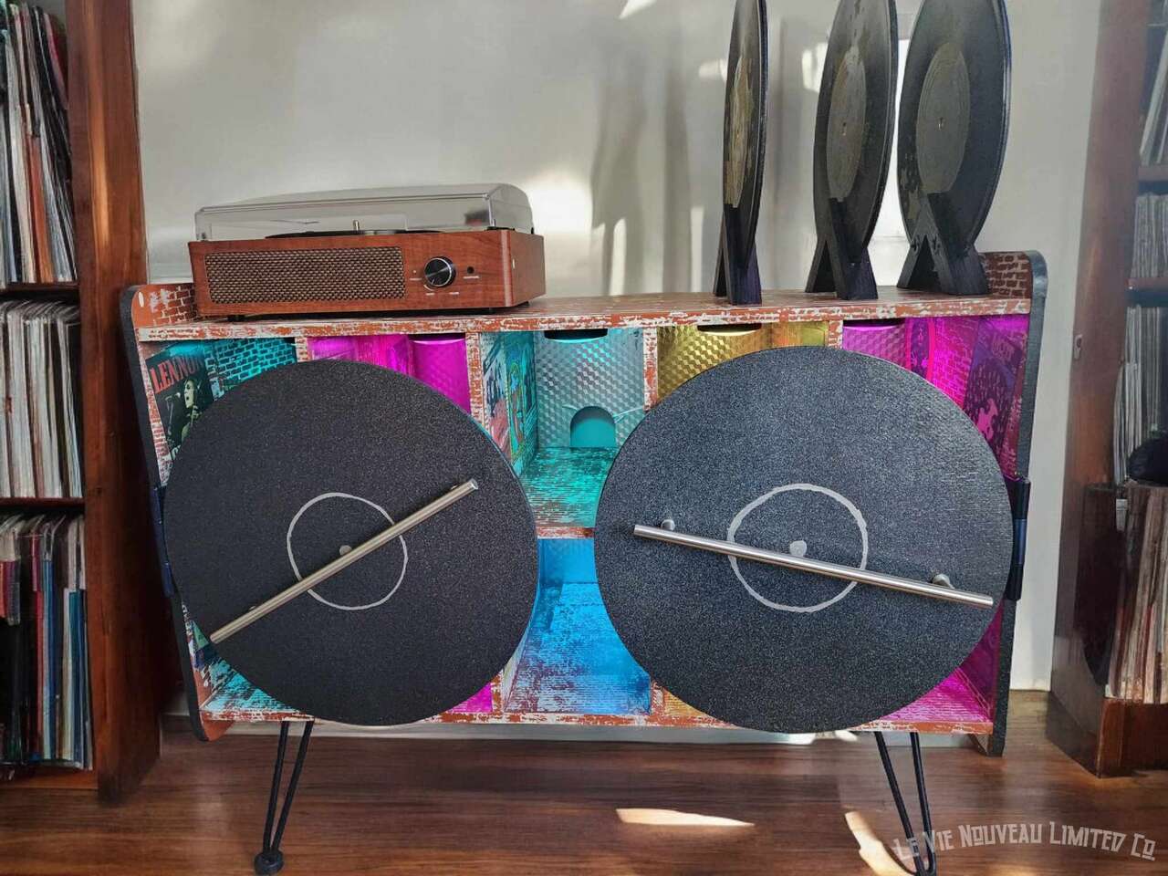 Retro Vinyl Record Player Cabinet Storage LED Light Vintage Concert Posters Art