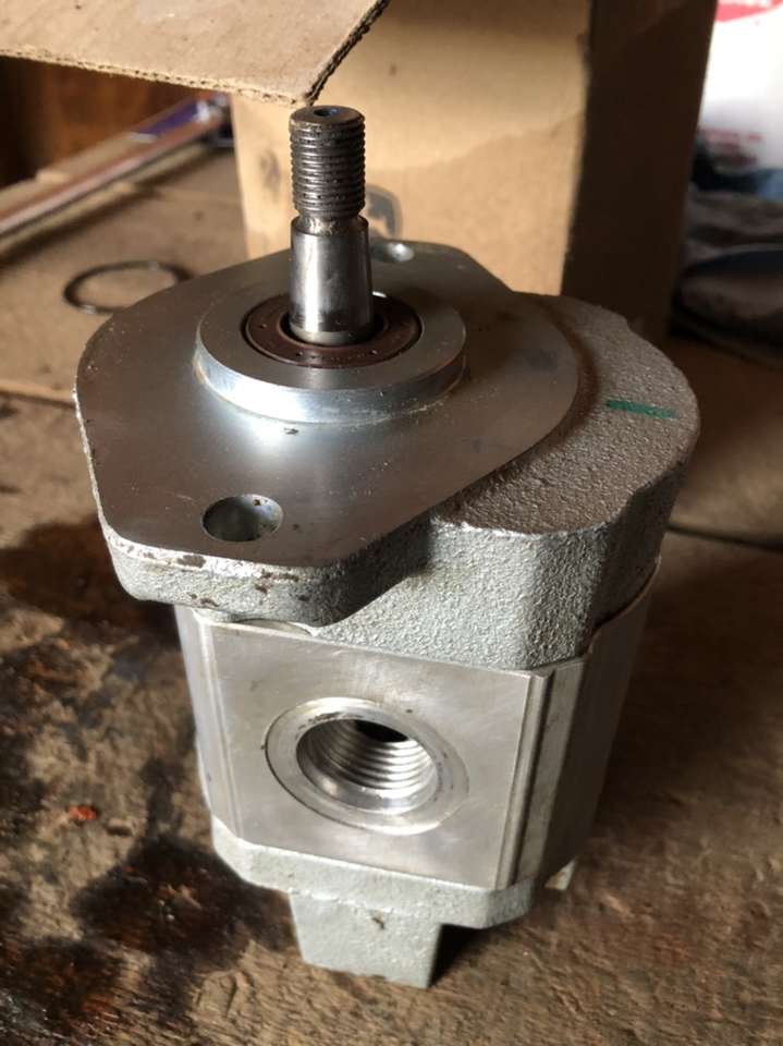 Hyd Motor For Blower On1900/1910 JD Air Drill Cart