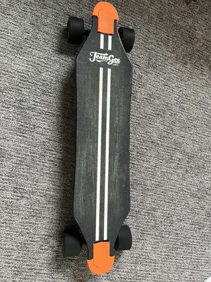 Team Gee Electric Skateboard
