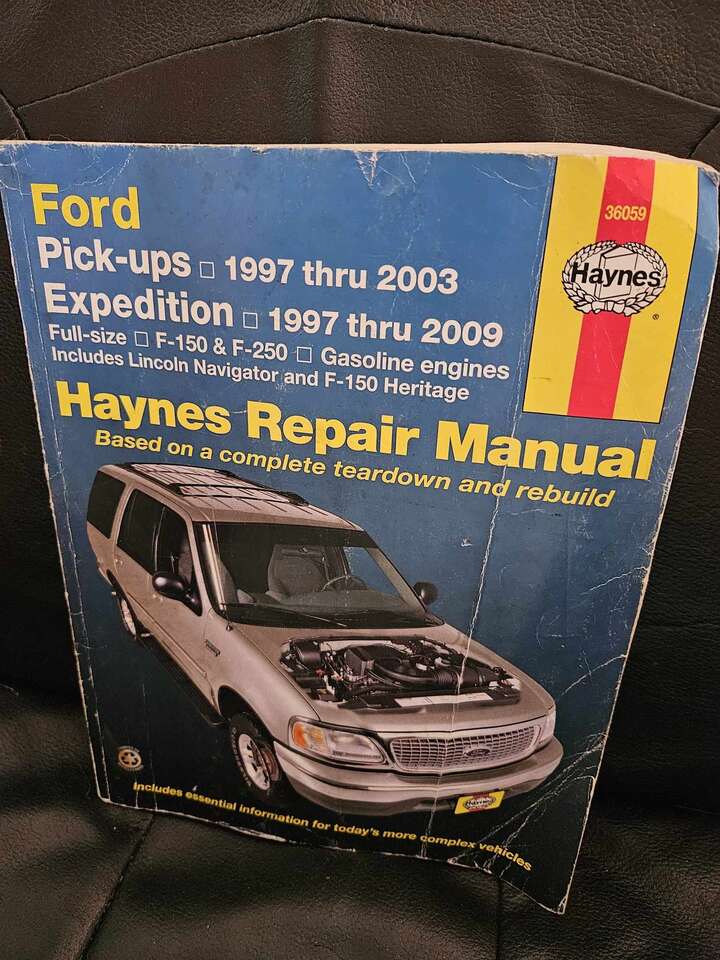 Haynes Repair Manual - Ford Pickups/Expeditions