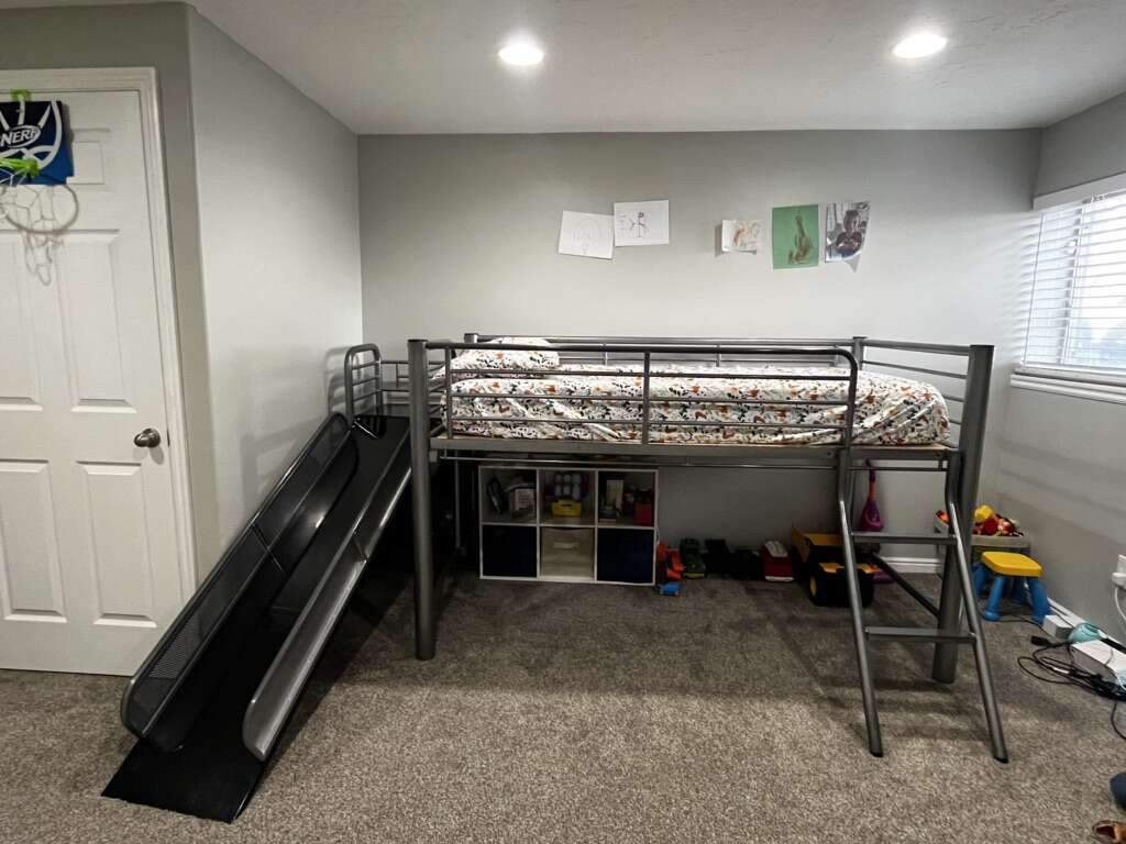 Kids Bunk Bed/Loft Bed with Slide Furniture