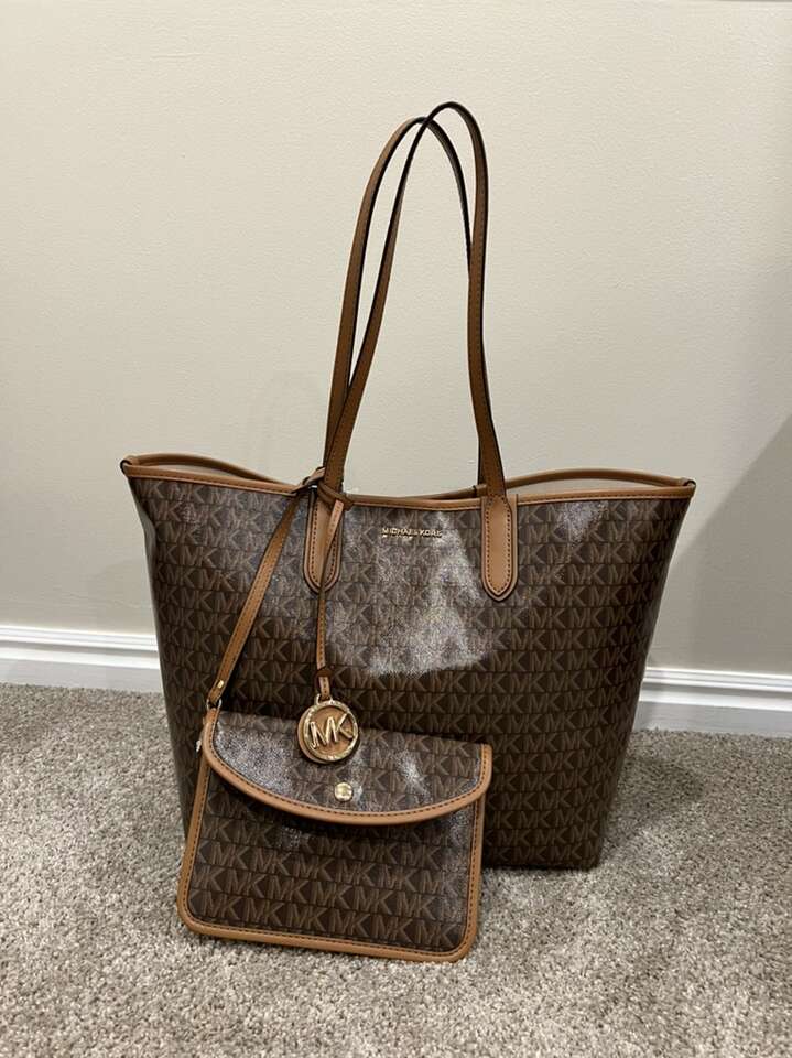 MICHAEL KORS TOTE SET