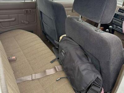 Iso Wanting 1990 D21 Front Bucket Seats