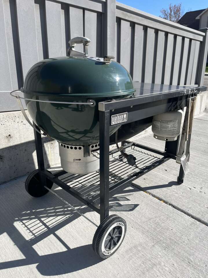 er Charcoal Deluxe 22 Grill Furniture