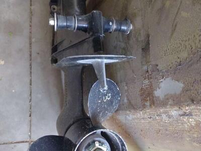 Mercruiser pre alpha out drive from 70s 898 V8