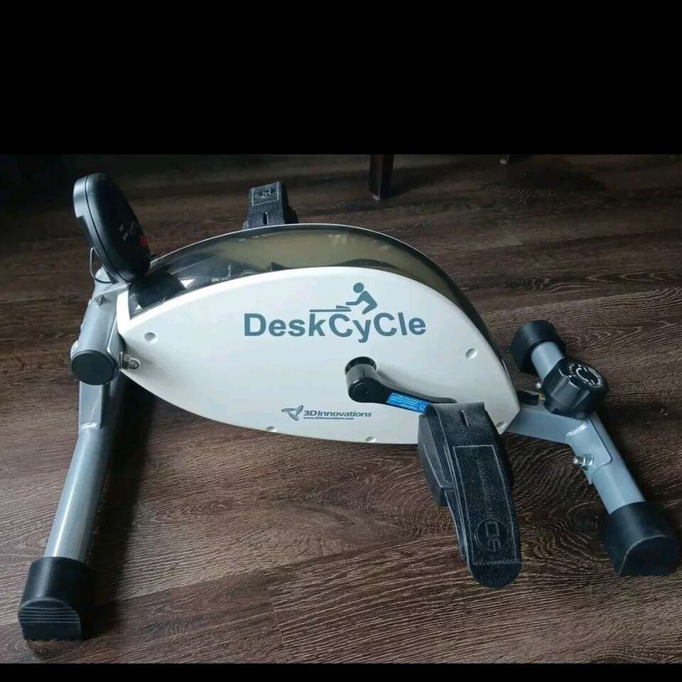 3D Innovations Desk Cyle EXERCISE Machine Bike
