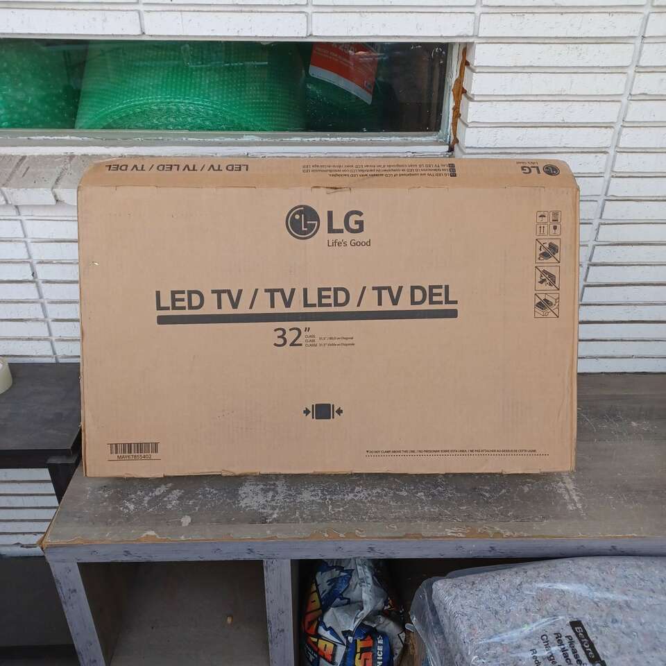 LG 32-in Hospitality LED TV
