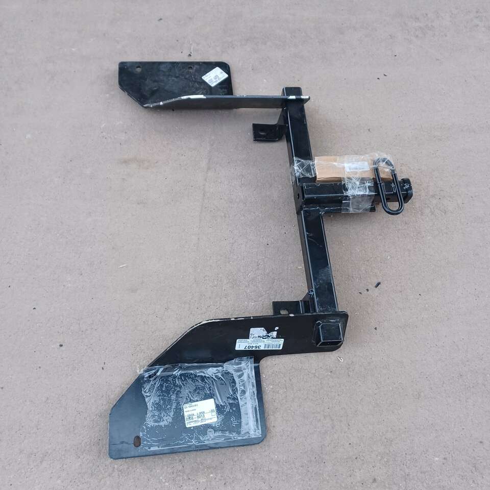 2000- 2013 Chevy Impala hitch