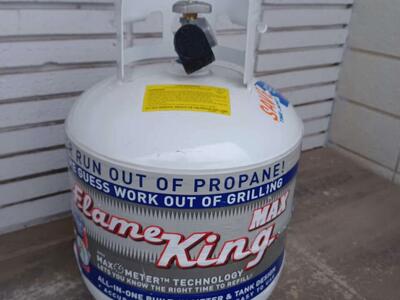 Brand New 20 lb full propane tank with gauge