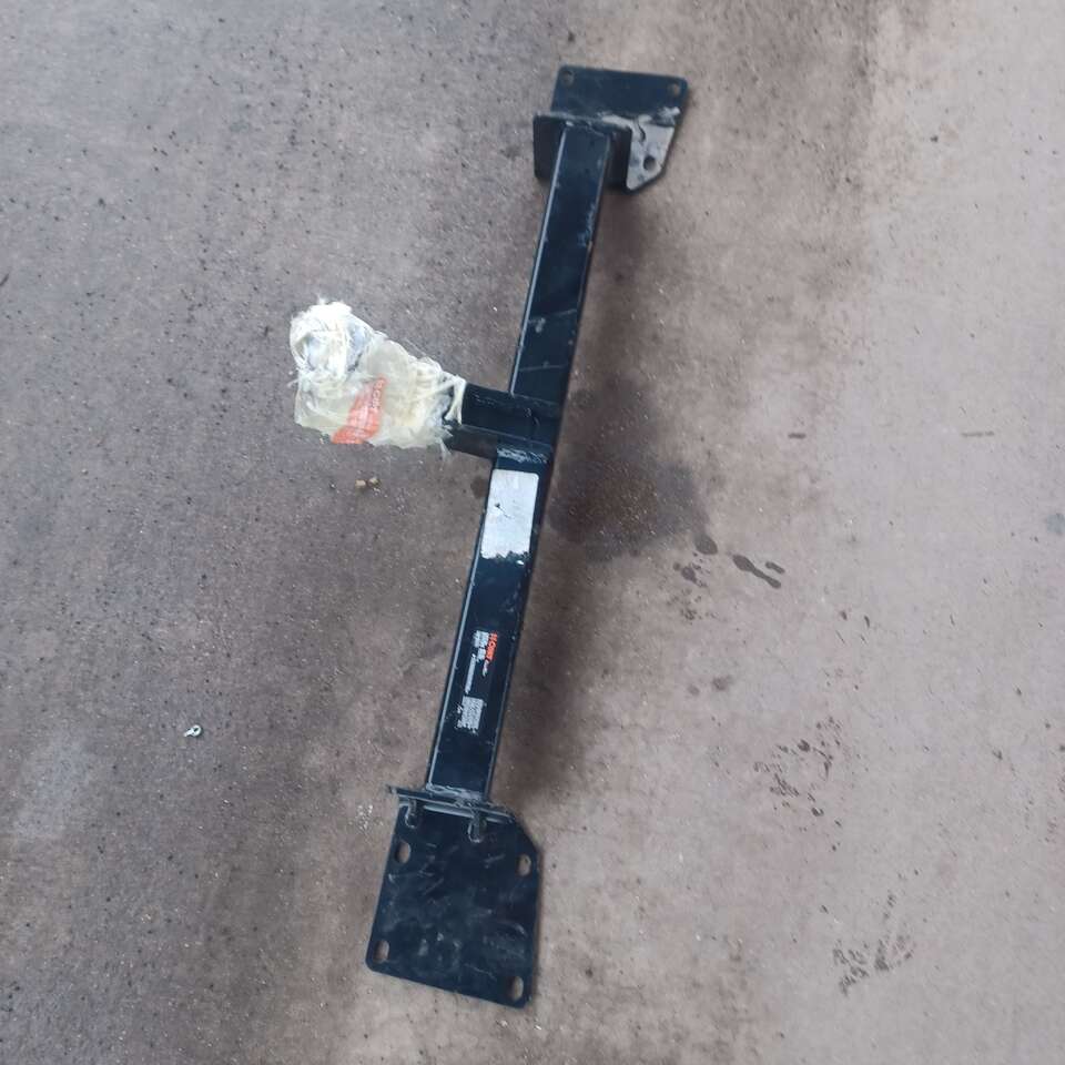 2017-2019 Buick LaCrosse hitch