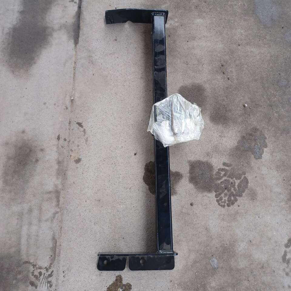 1995-2003 Ford Windstar hitch