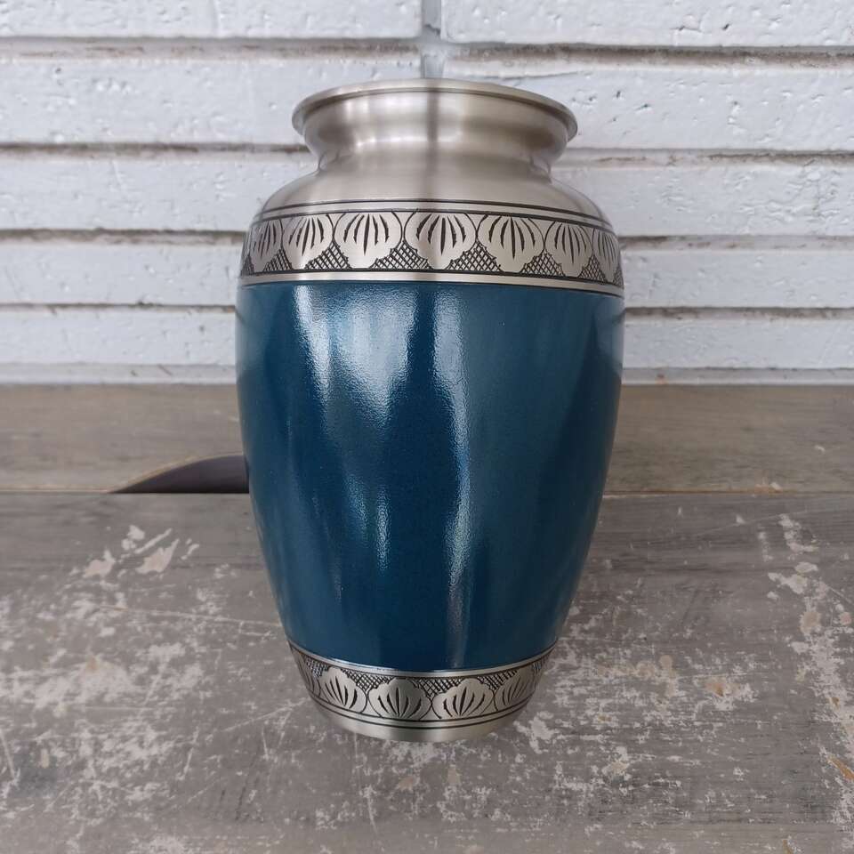 Private label metal urn