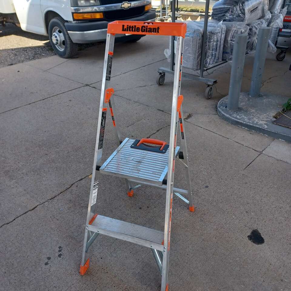 little Giant 4 ft step ladder