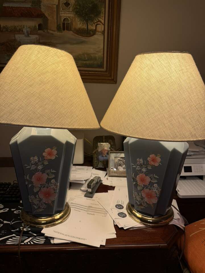 VTG Glass And Metal blue Floral Table Lamps