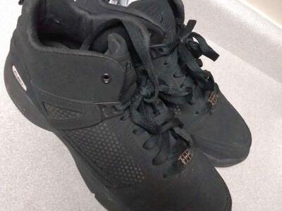 FUBUE MENS SIZE 10 BLACK