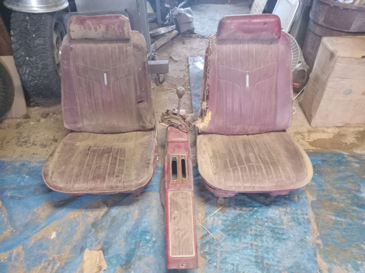 GTO SS 442, GN skylark seats interior console shifter