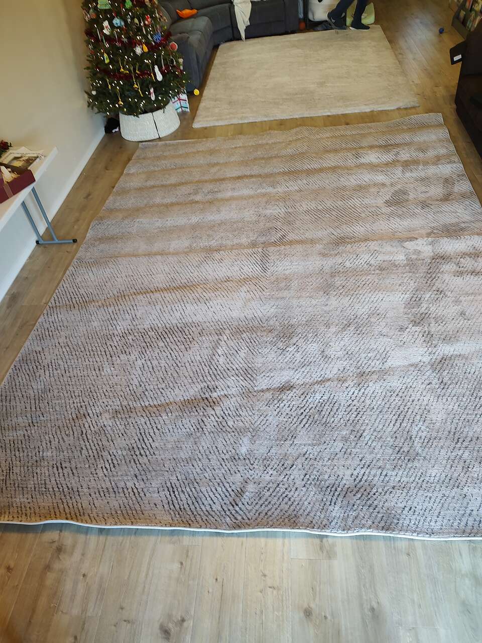 Large Area Rug Furniture