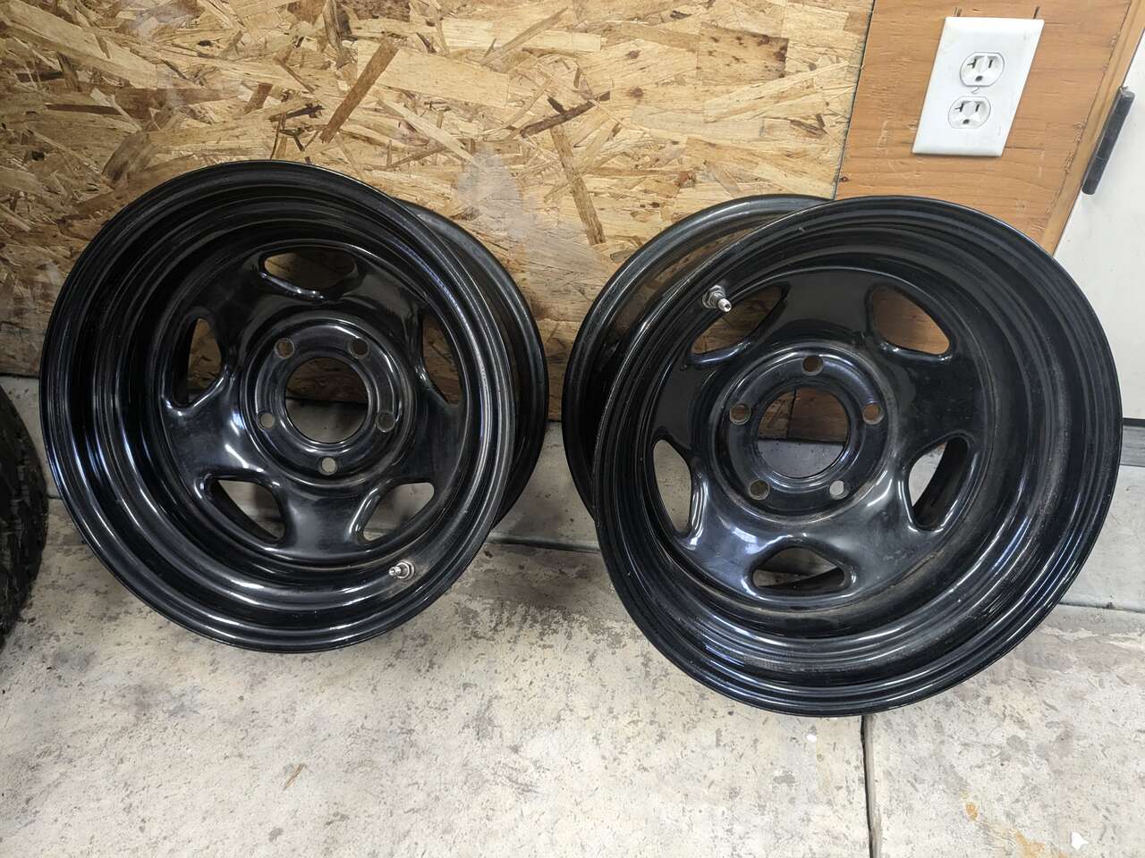 (PRICE REDUCED)15" DIA X 8" BLACK CRAGAR SPOKED WHEELS FOR SALE