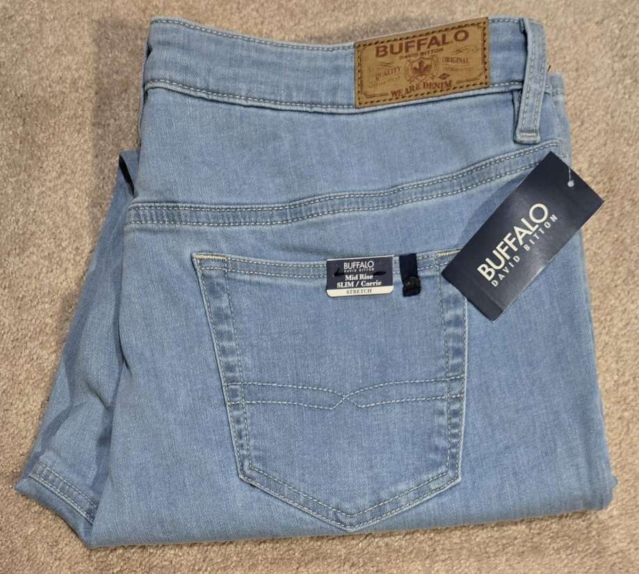 Womens David Bitton Buffalo Mid Rise Slim Jeans 31