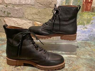 New Madewell boots Leather 7