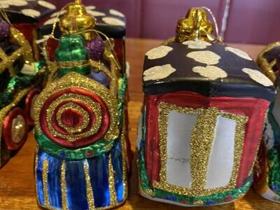 VTG Train Engines Ornaments Glass #6