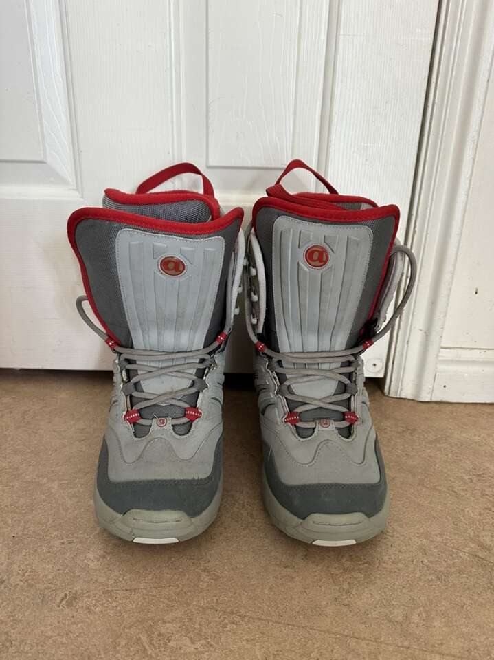 Airwalk Snowboard Boots 9.5-10