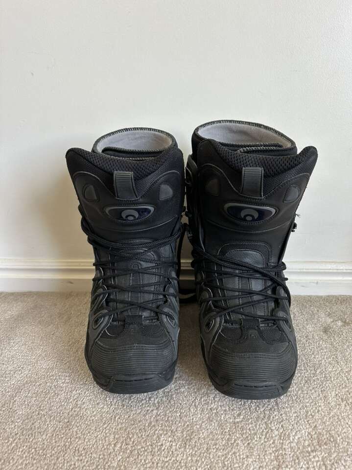 Nice Snowboard Boots Size Men’s 10