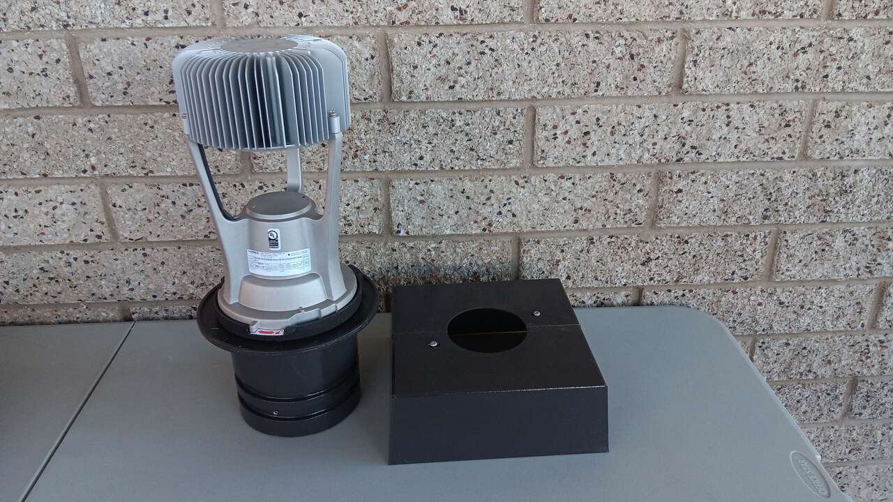 LED Light with Metal Base- This is a steal at $45