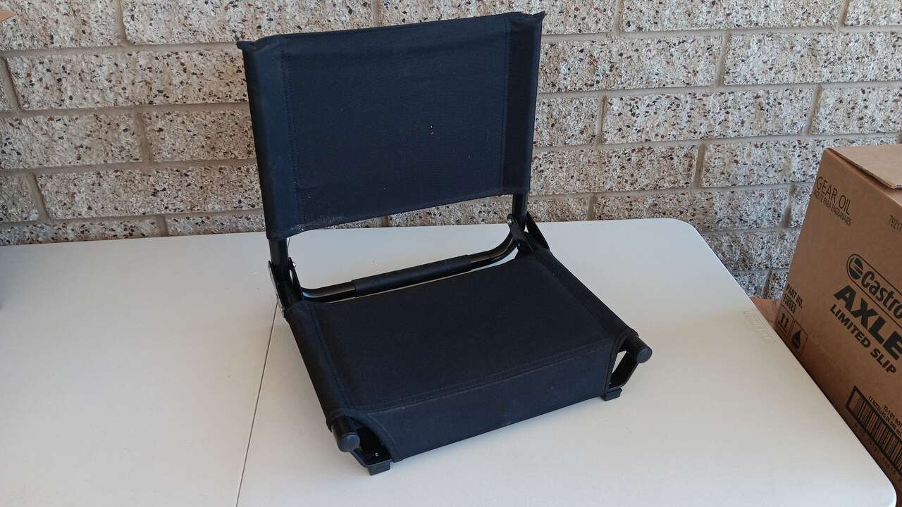 Cascade Mountain Portable Wide Seat