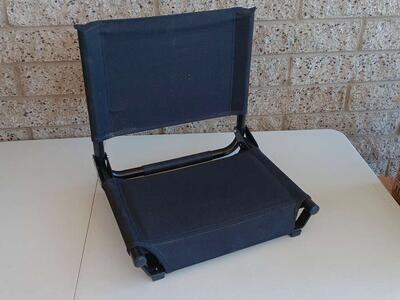 Cascade Mountain Portable Wide Seat