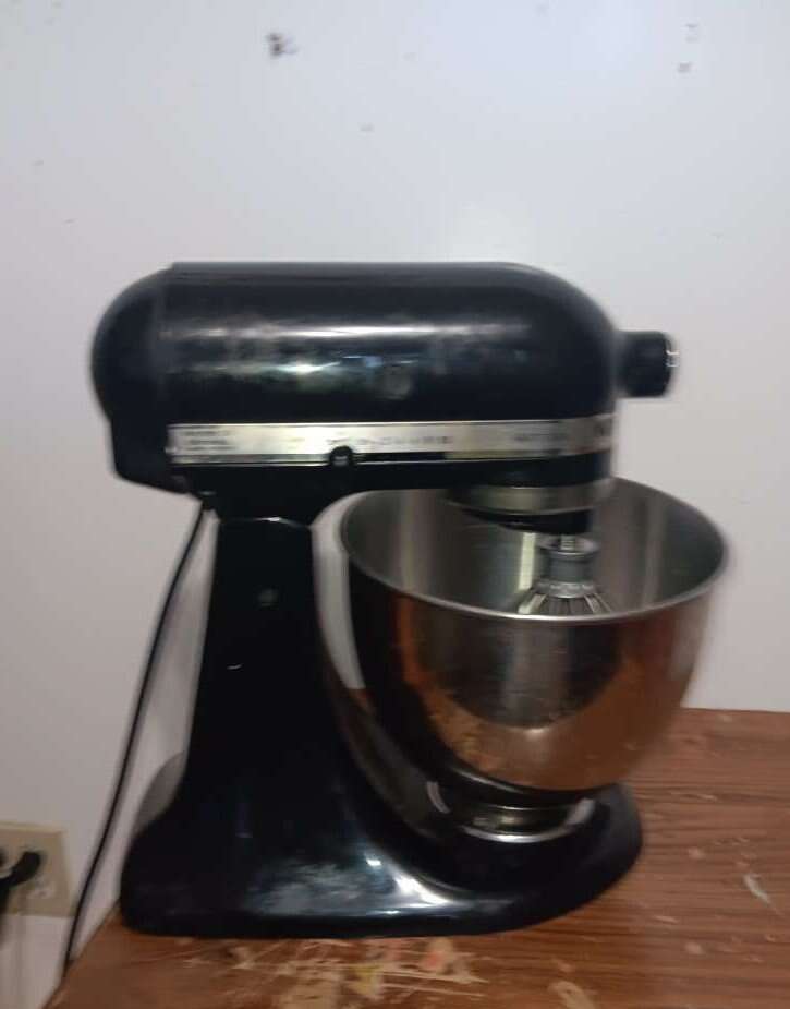 Kitchen Aid Stand Mixer for $160