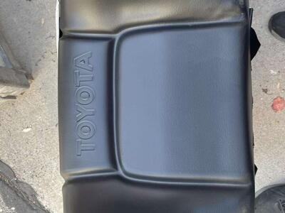 53721-U2101-711 Toyota Seat Back Cushion.