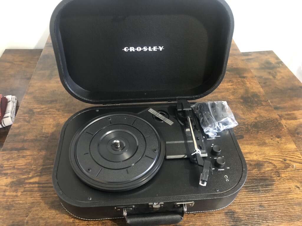 RECORD PLAYER BRANDNEW