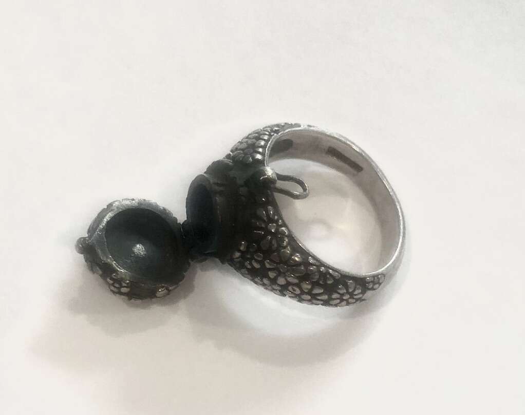 STERLING SILVER POISON RING Sz 6