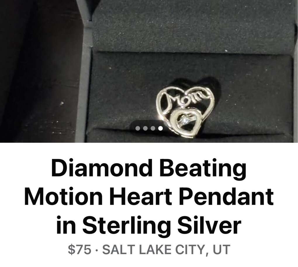 Heart Beat Diamond Mom pendant