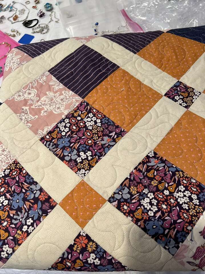 Longarm Quilting Services