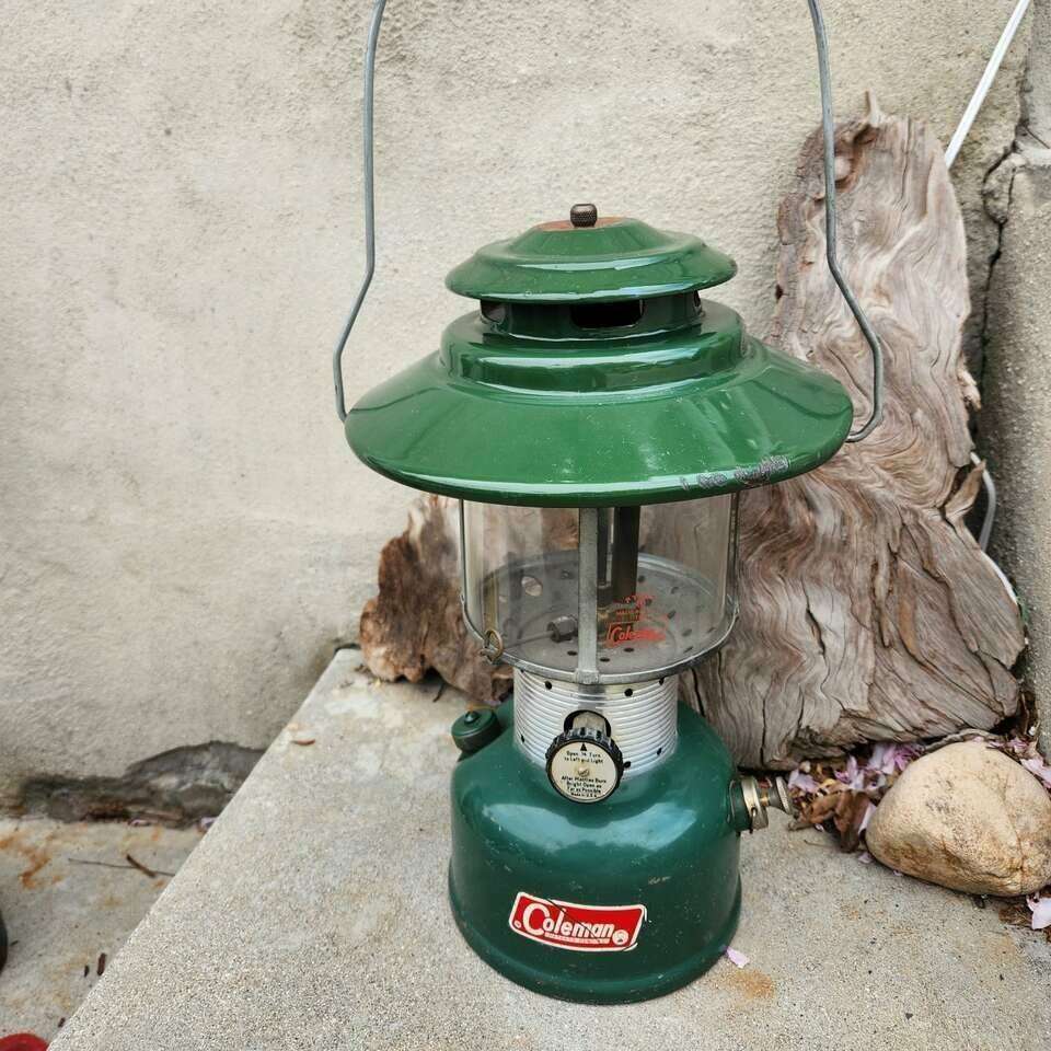 Coleman Big Hat Model 228F 5/66 good condition