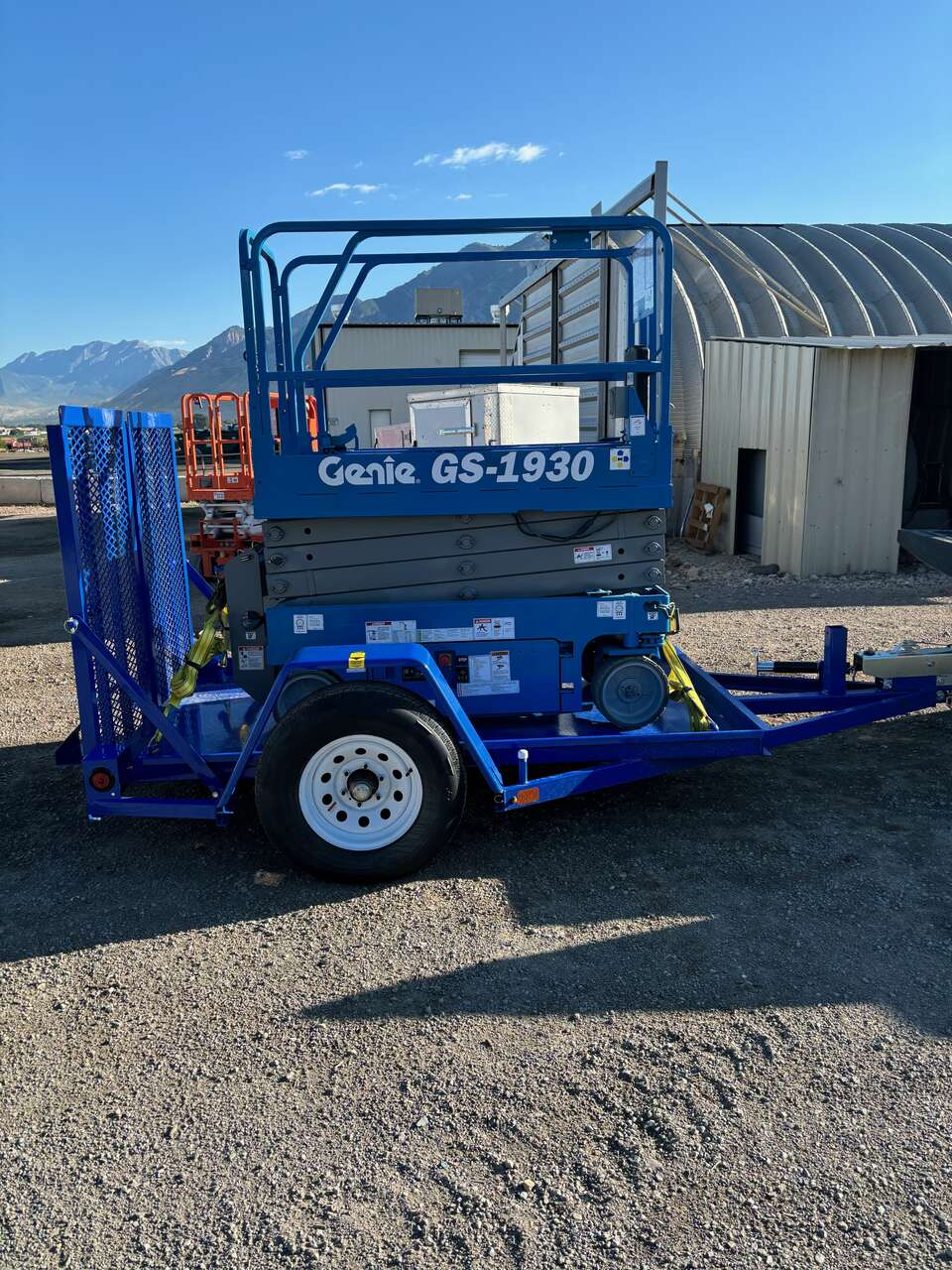 Scissor Lift 19'+Trailer
