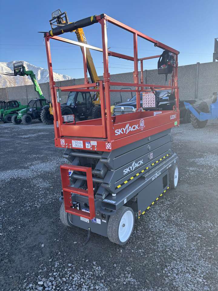 2025 New! -In Stock- Skyjack SJ 3226 E (26') Scissor Lift (id.3546c)