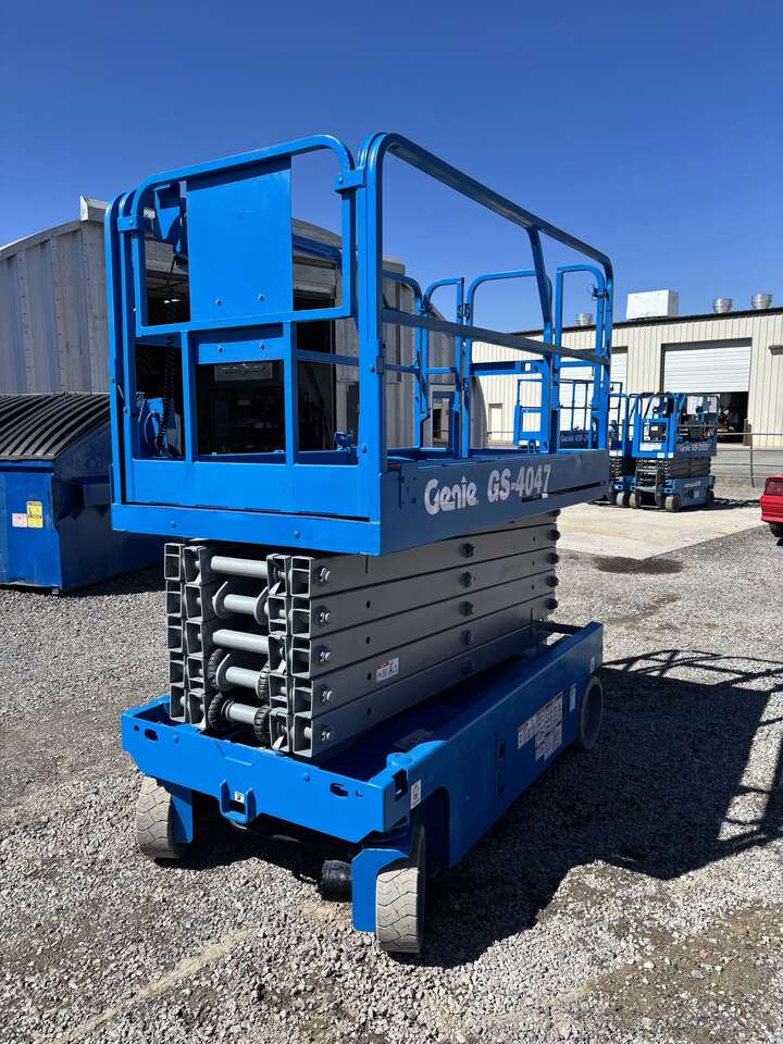 2015 Genie GS 4047 (40') *2yr Warranty* Scissor Lift (Id.D596e)
