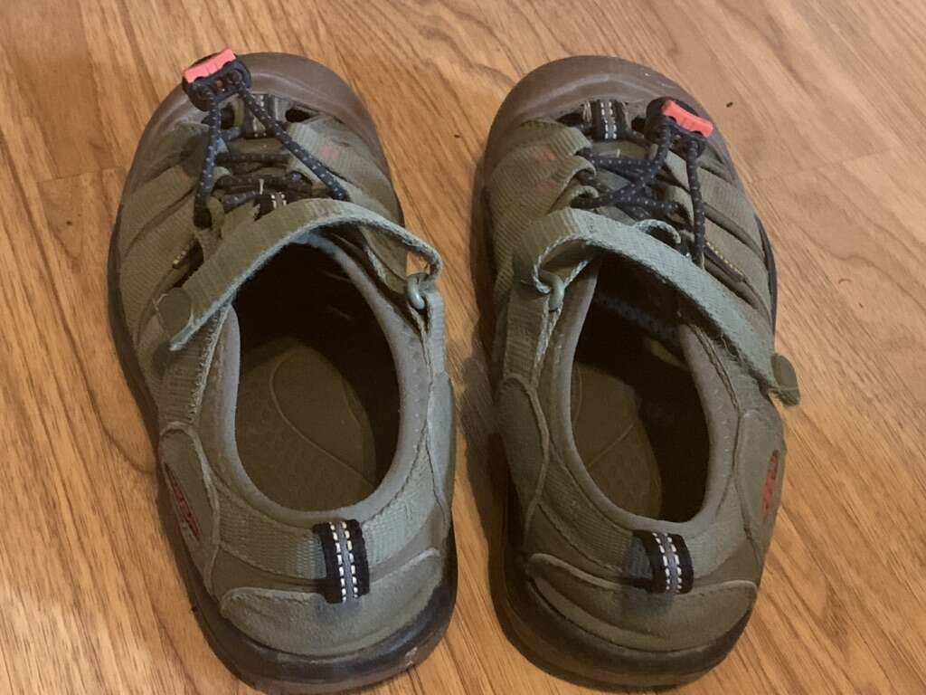 Keen Sandals Size 3
