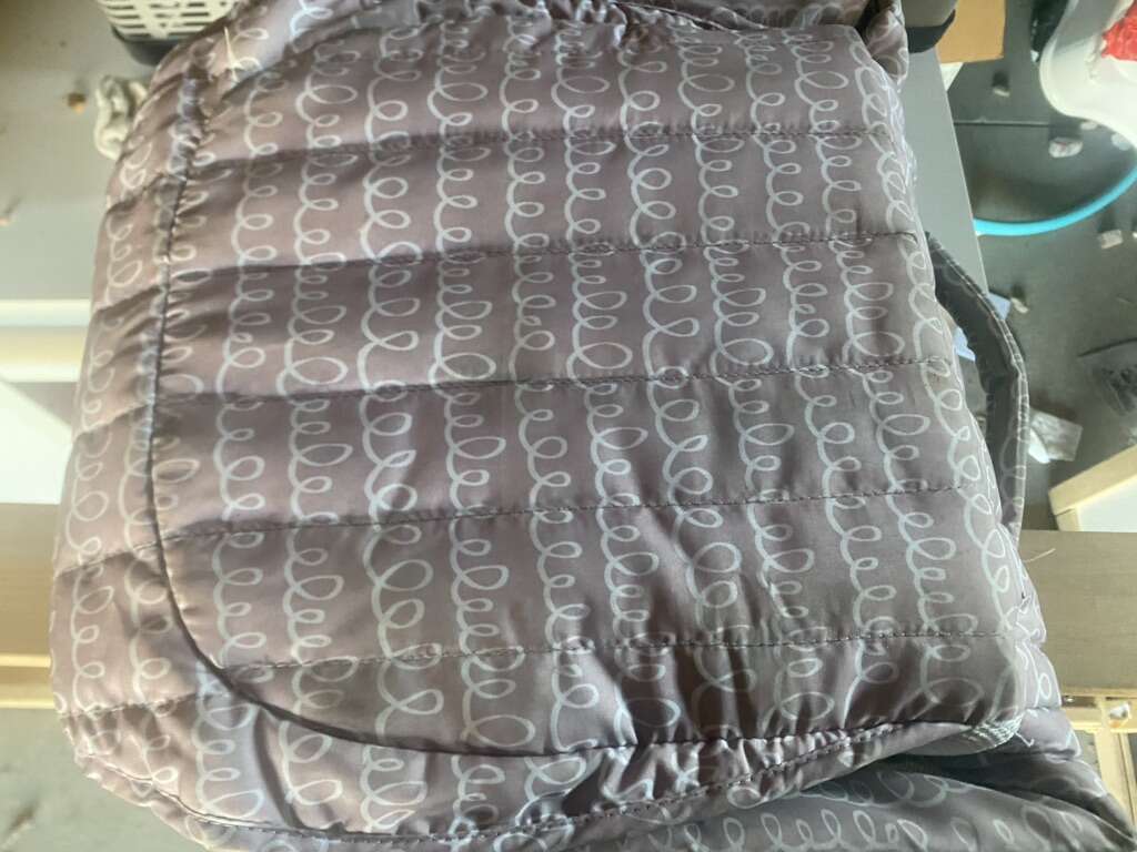 Baby Delight Portable Changing Station $10