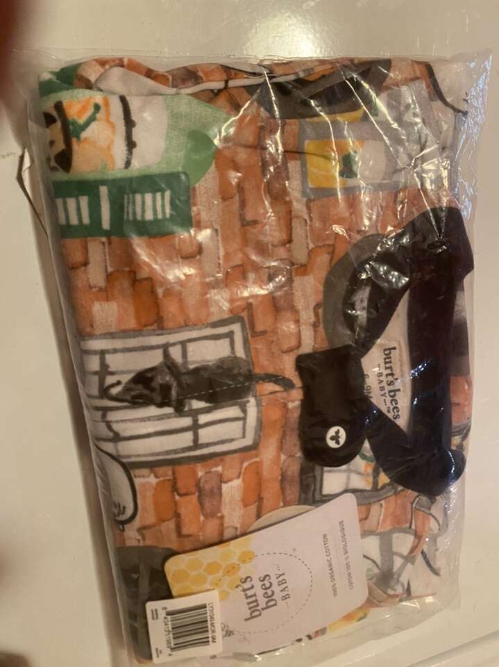 Burt's Bees Onesie 6-9 Months New $5
