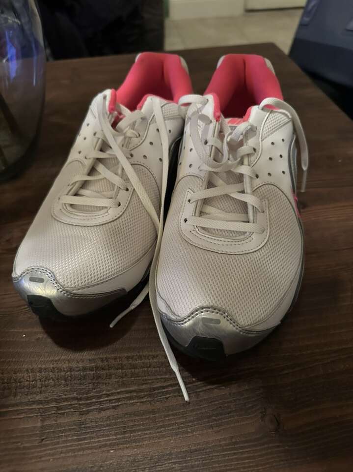 Nike Sneaker