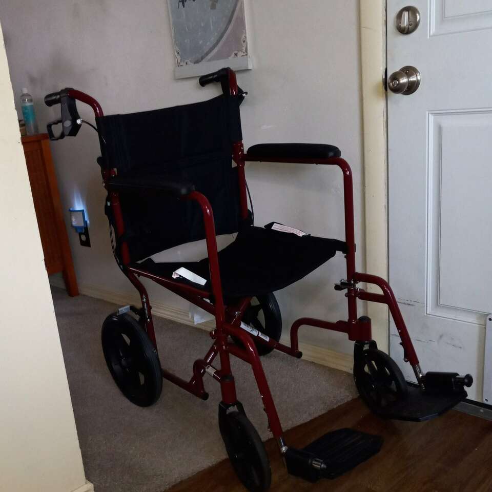 Folding transport wheelchair General
