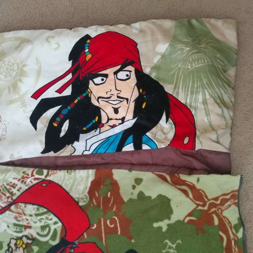 DISNEY! Pirates of the Carribean sleeping bag!